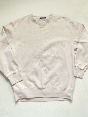 Brandy Melville Classic Crewneck Sweater - one size